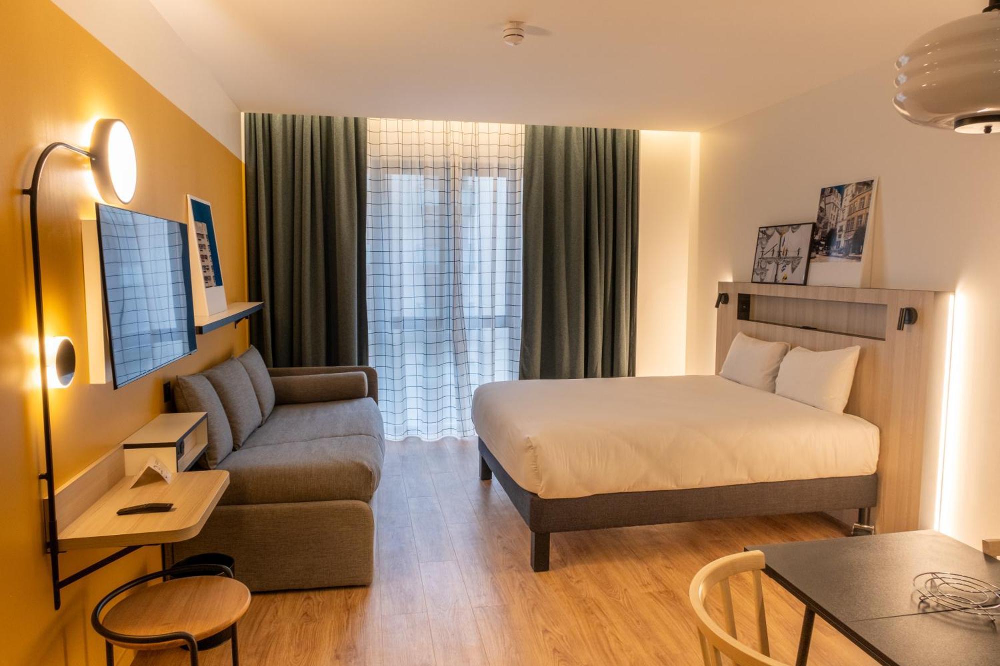 Aparthotel Adagio Access Rouen Centre Cathedrale ภายนอก รูปภาพ